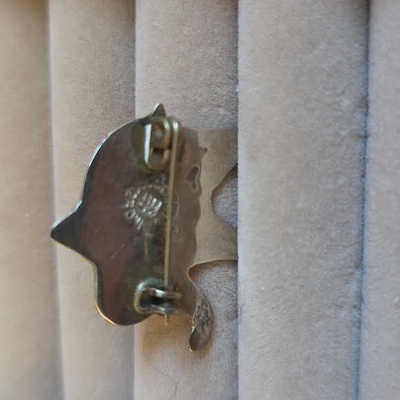 Sterling Elephant Brooch with Abalone Inlay - Picture 3 of 7